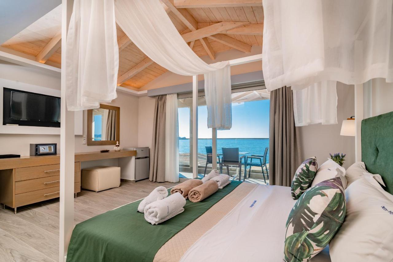 Crystal Beach Hotel Каламакион Экстерьер фото